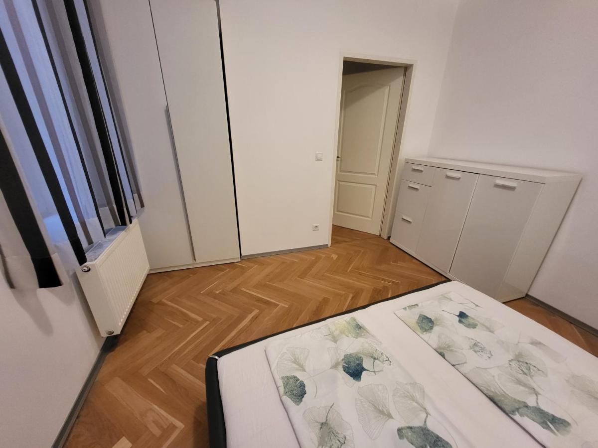Cozynite Premium Apartment Hundertwasser Viena Exterior foto